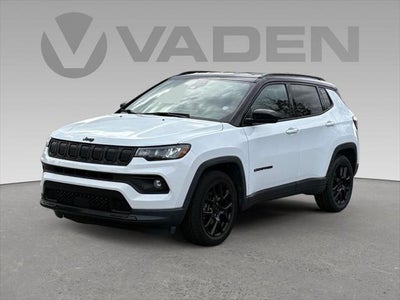 2022 Jeep Compass Altitude FWD