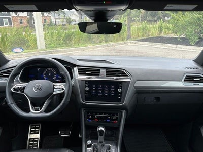 2022 Volkswagen Tiguan 2.0T SE R-Line Black