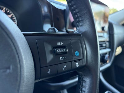 2023 Nissan Pathfinder SV FWD