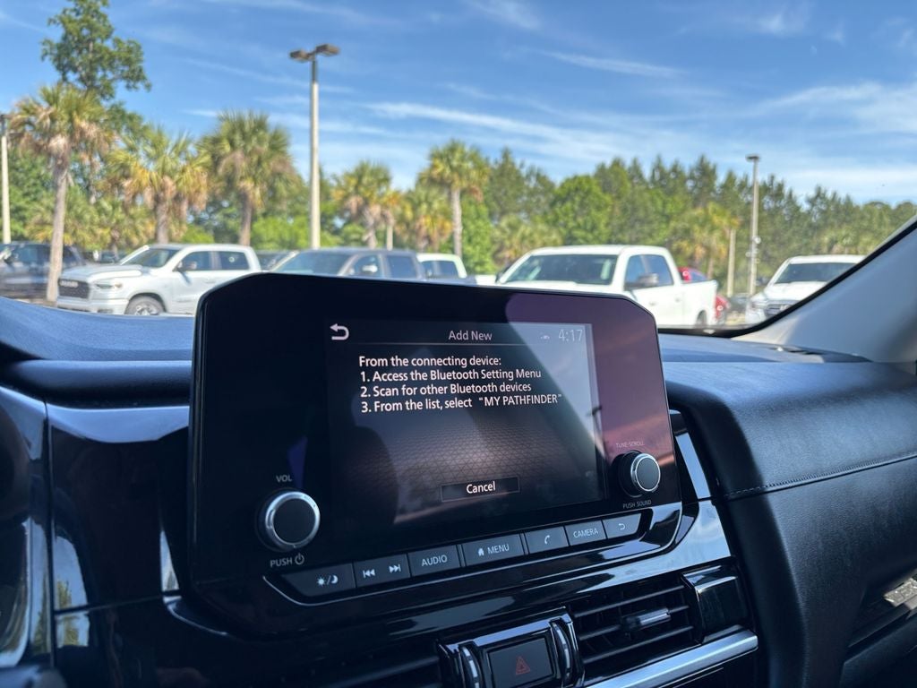 2023 Nissan Pathfinder SV FWD