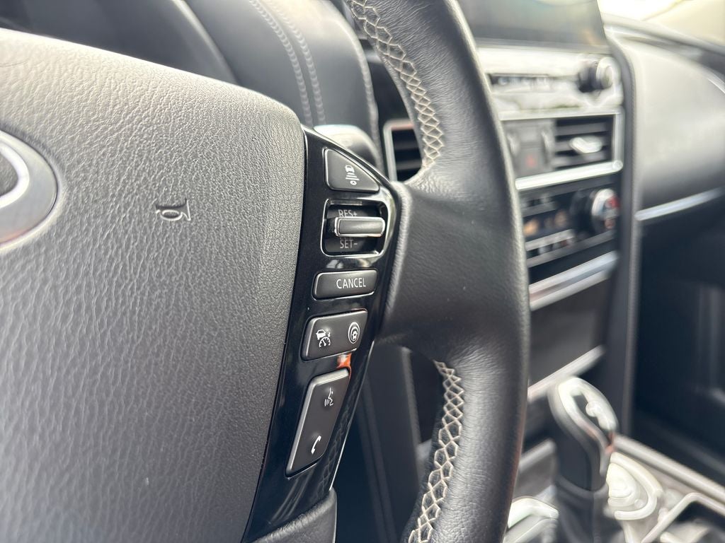 2024 INFINITI QX80 LUXE