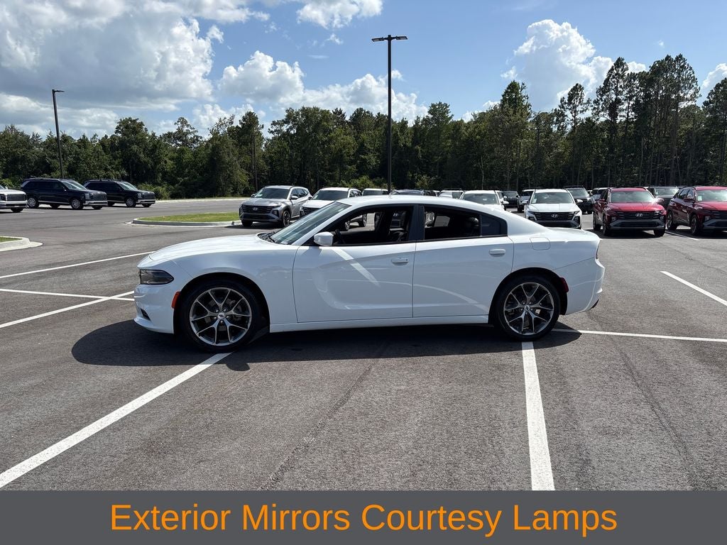 2022 Dodge Charger SXT Plus