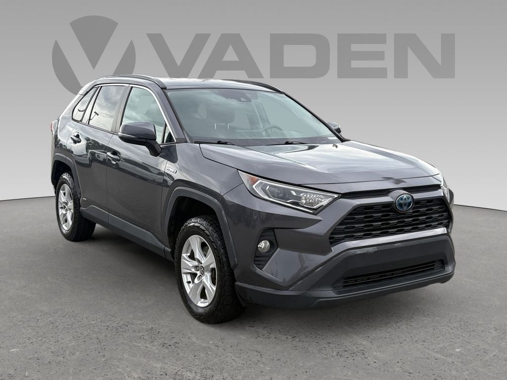 2020 Toyota RAV4 Hybrid XLE