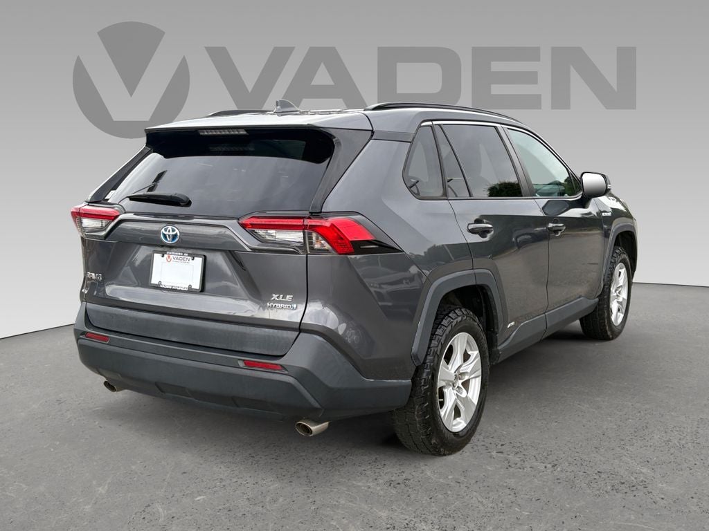 2020 Toyota RAV4 Hybrid XLE