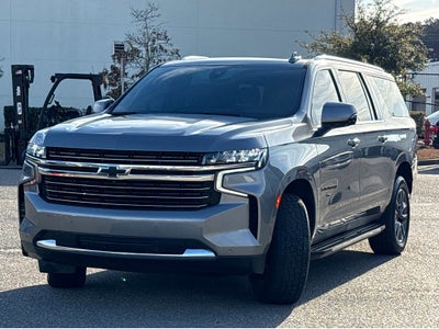2022 Chevrolet Suburban LT