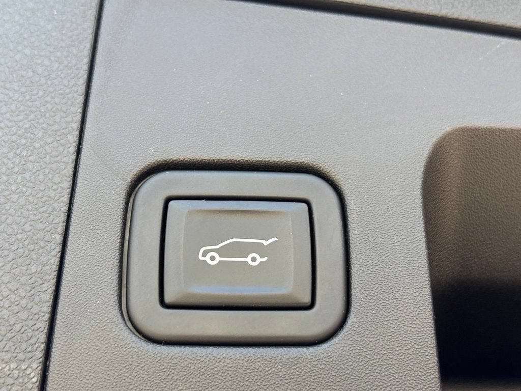 2023 Cadillac XT4 AWD Premium Luxury