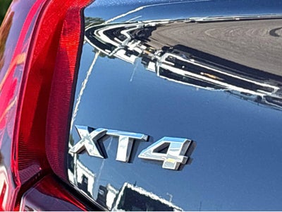 2025 Cadillac XT4 Premium Luxury