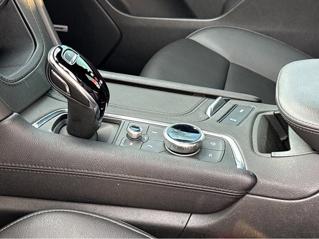 2024 Cadillac XT6 Luxury