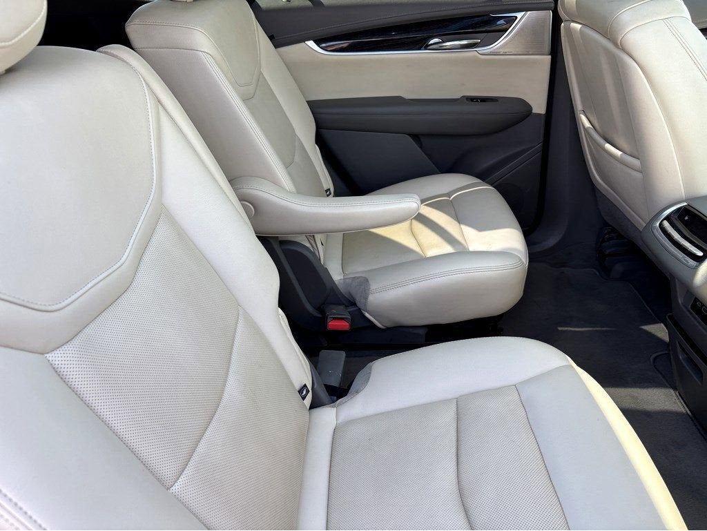 2022 Cadillac XT6 Premium Luxury