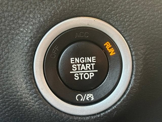 2023 Dodge Challenger R/T - Photo 17