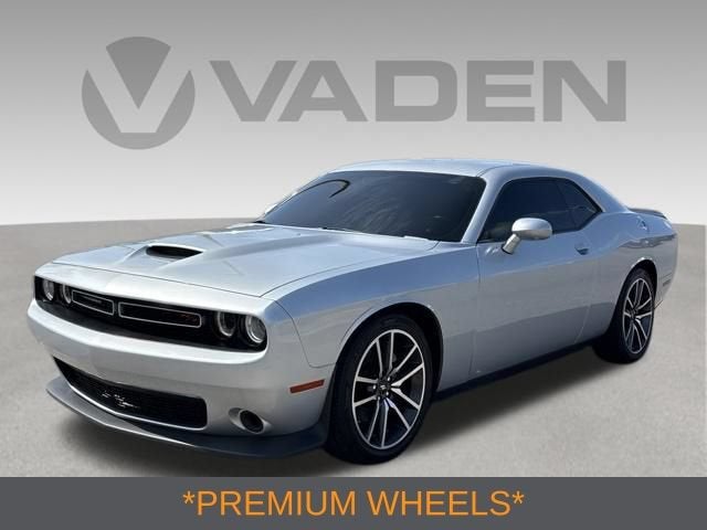 2023 Dodge Challenger R/T - Photo 4