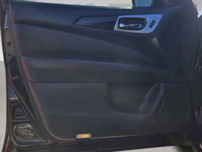 2020 Nissan Pathfinder SL