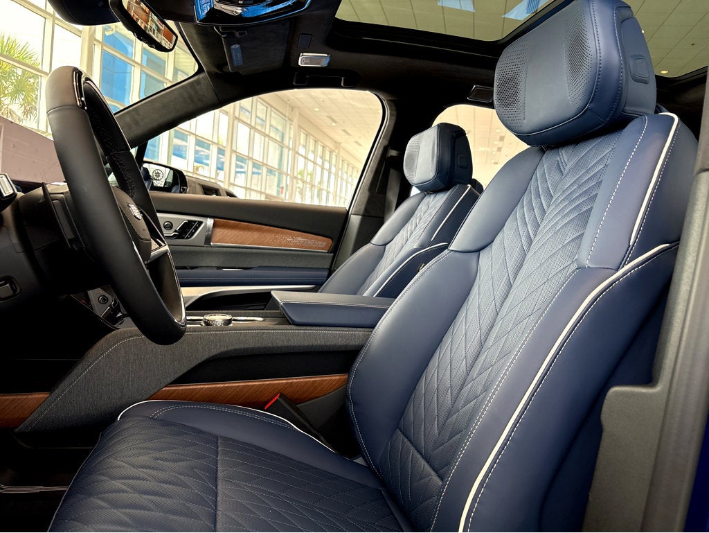 2026 Cadillac VISTIQ Premium Luxury