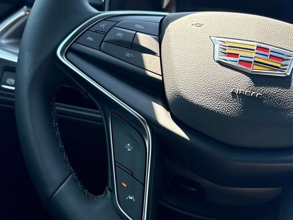2026 Cadillac XT5 Luxury