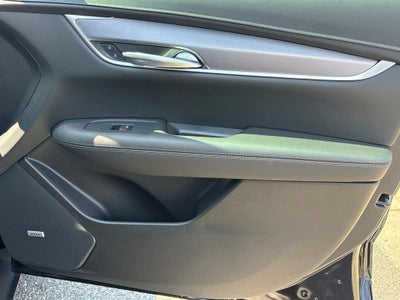 2026 Cadillac XT5 Luxury