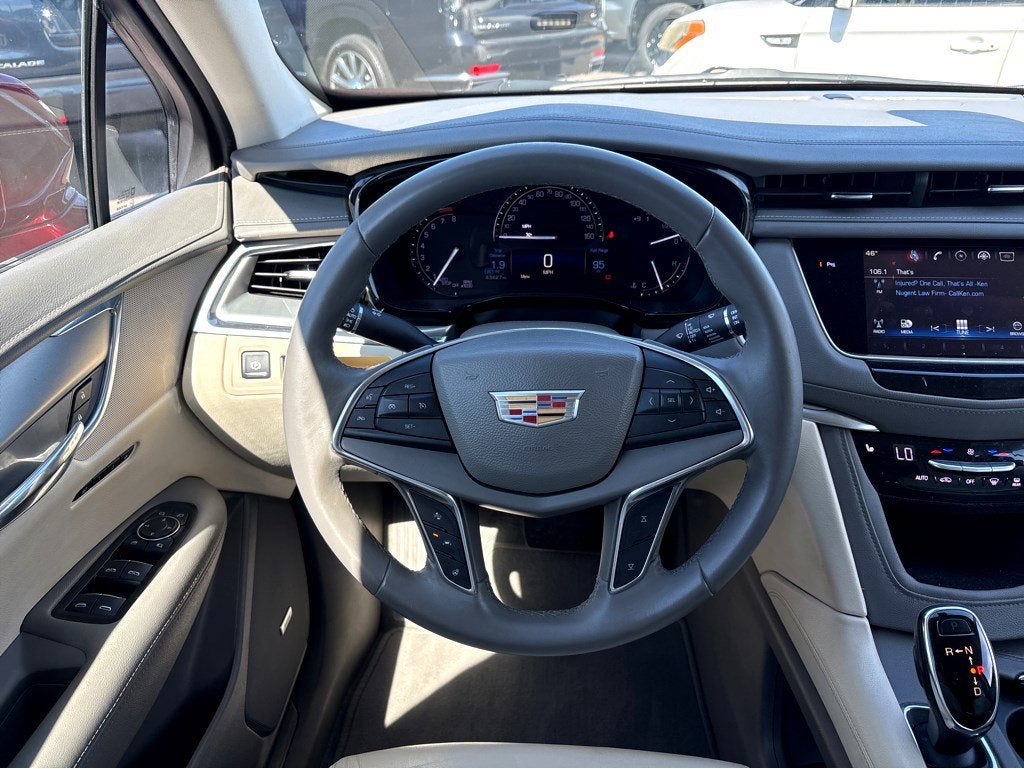 2017 Cadillac XT5 Luxury FWD