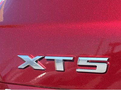 2017 Cadillac XT5 Luxury FWD