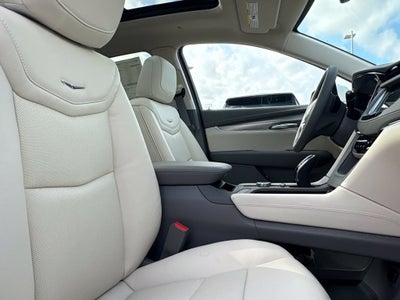2026 Cadillac XT5 Premium Luxury