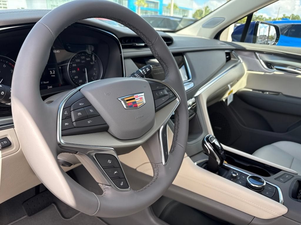 2026 Cadillac XT5 Premium Luxury