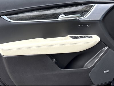 2026 Cadillac XT5 Sport