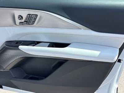 2027 Cadillac LYRIQ Luxury