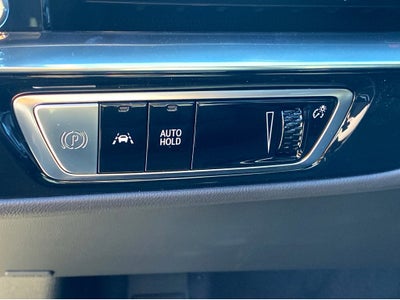 2024 Cadillac LYRIQ Luxury 2