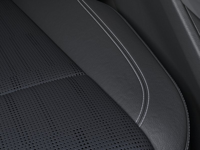 2024 Cadillac LYRIQ Luxury 2