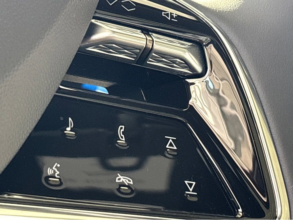 2026 Cadillac LYRIQ Premium Luxury