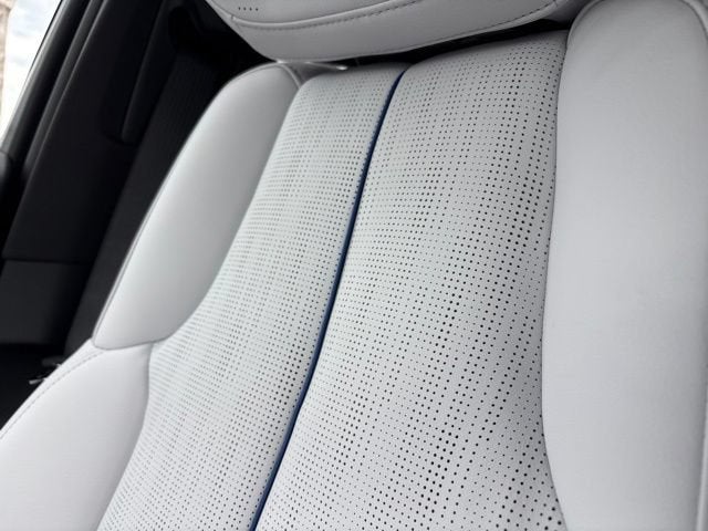 2027 Cadillac LYRIQ Premium Luxury