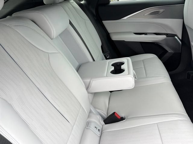 2027 Cadillac LYRIQ Premium Luxury