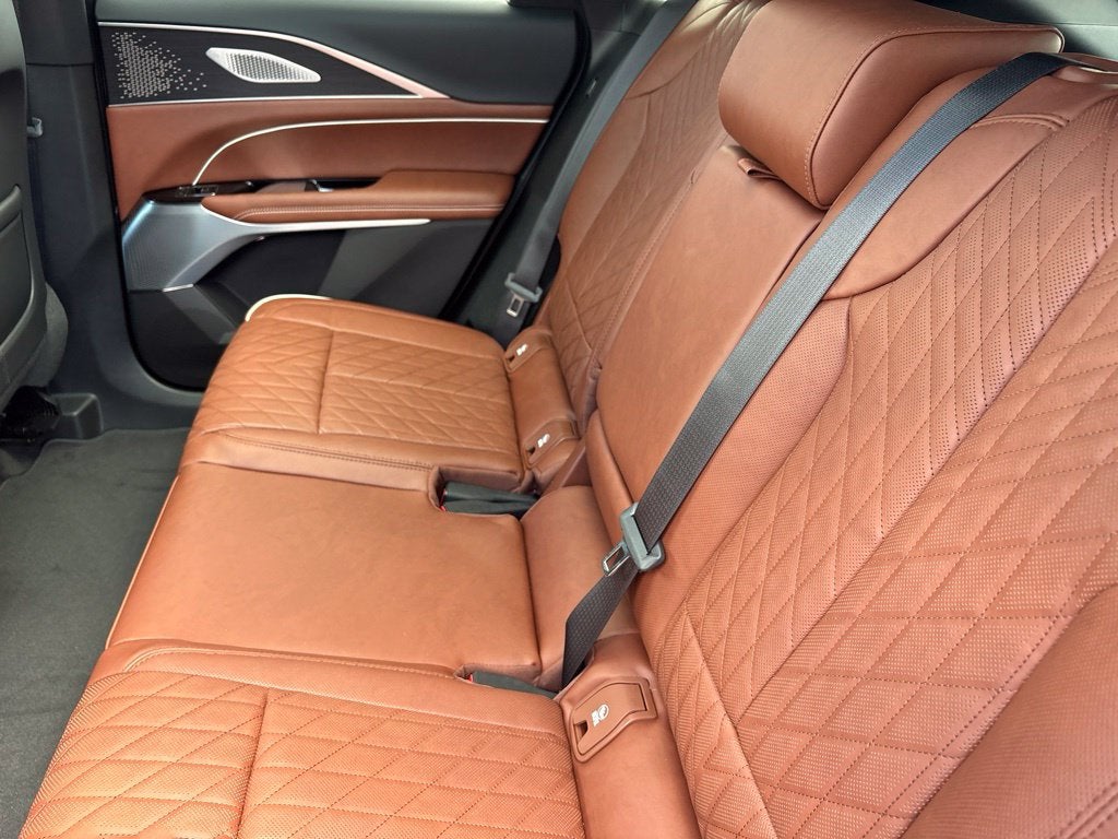 2027 Cadillac LYRIQ Signature Luxury