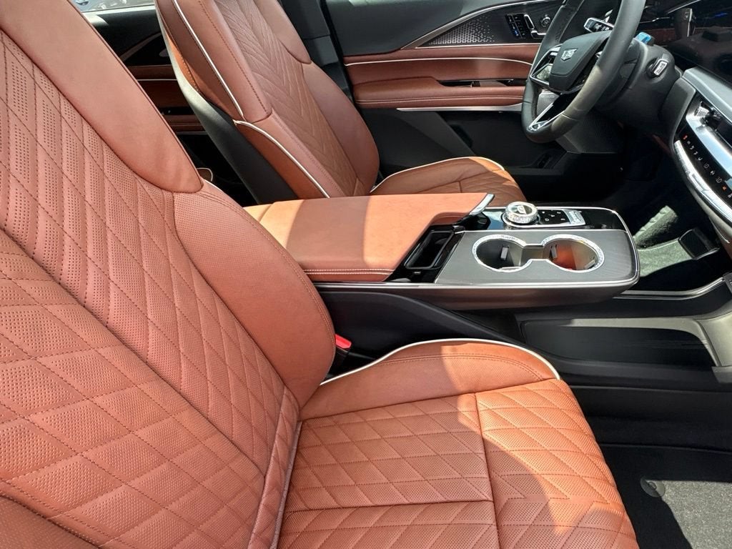 2027 Cadillac LYRIQ Signature Luxury