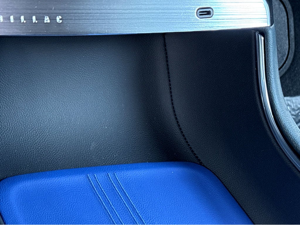 2026 Cadillac LYRIQ Signature Sport