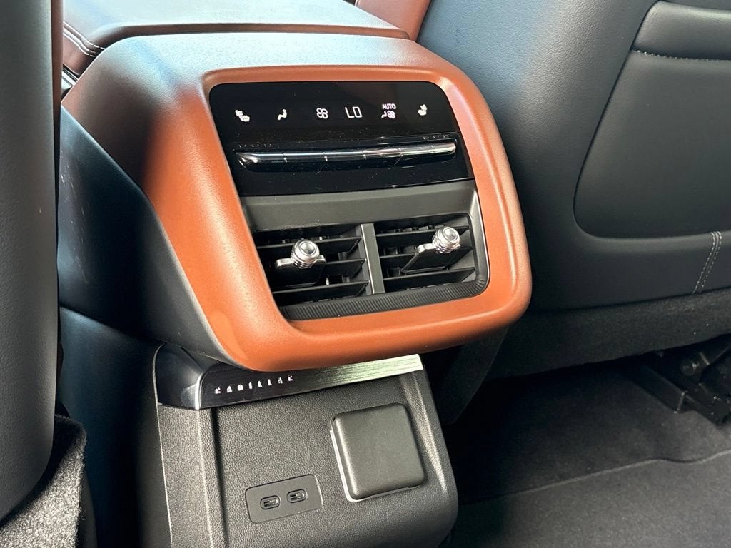 2027 Cadillac LYRIQ Signature Sport