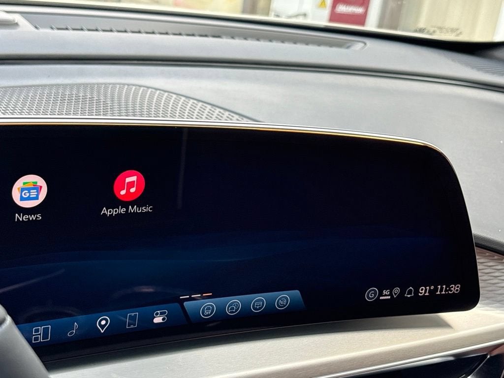 2027 Cadillac LYRIQ Signature Sport
