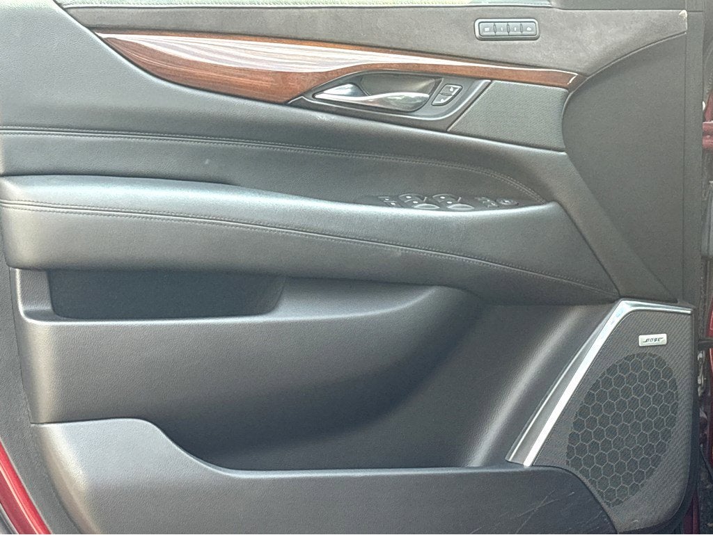 2020 Cadillac Escalade Luxury