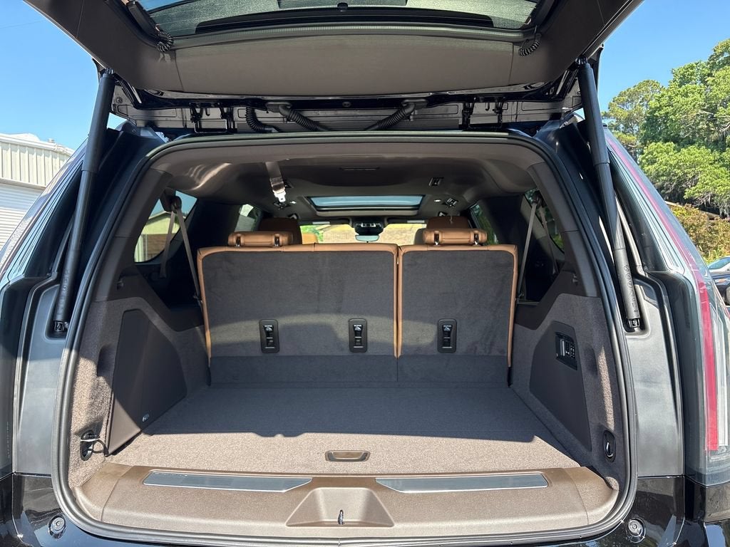 2026 Cadillac Escalade ESV Luxury