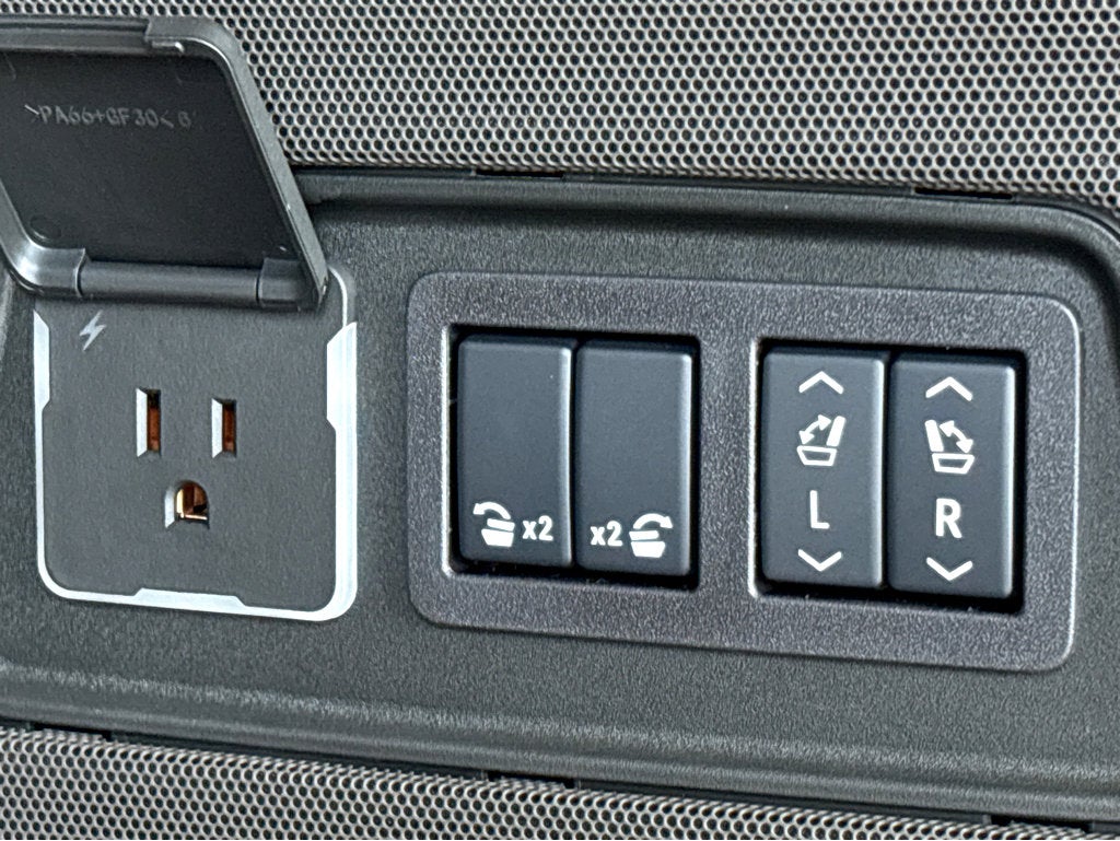 2026 Cadillac Escalade Luxury