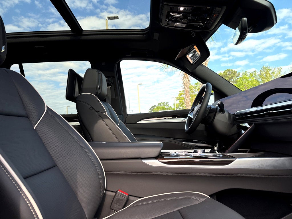 2026 Cadillac Escalade Luxury