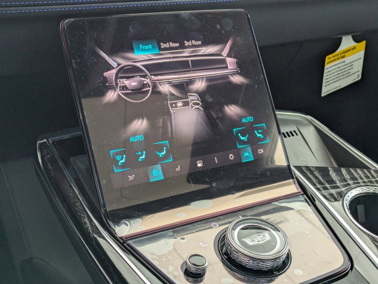 2025 Cadillac ESCALADE IQ Luxury 1