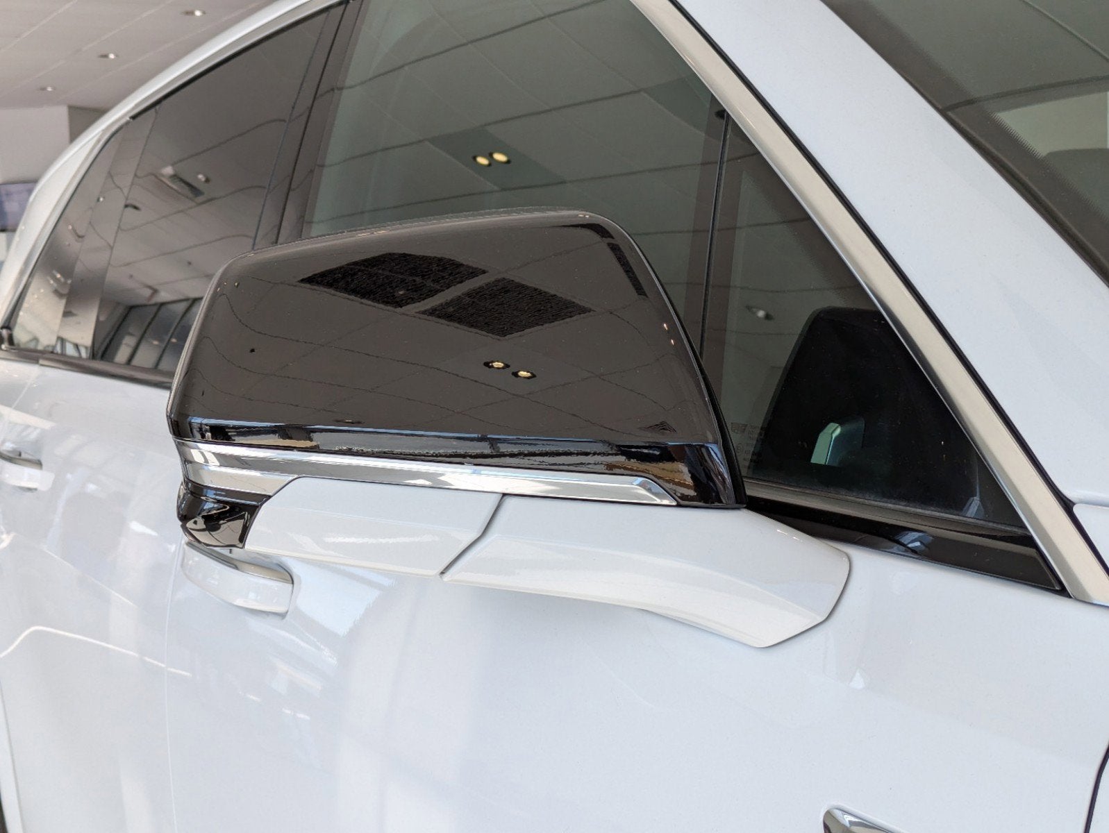 2025 Cadillac ESCALADE IQ Luxury 1