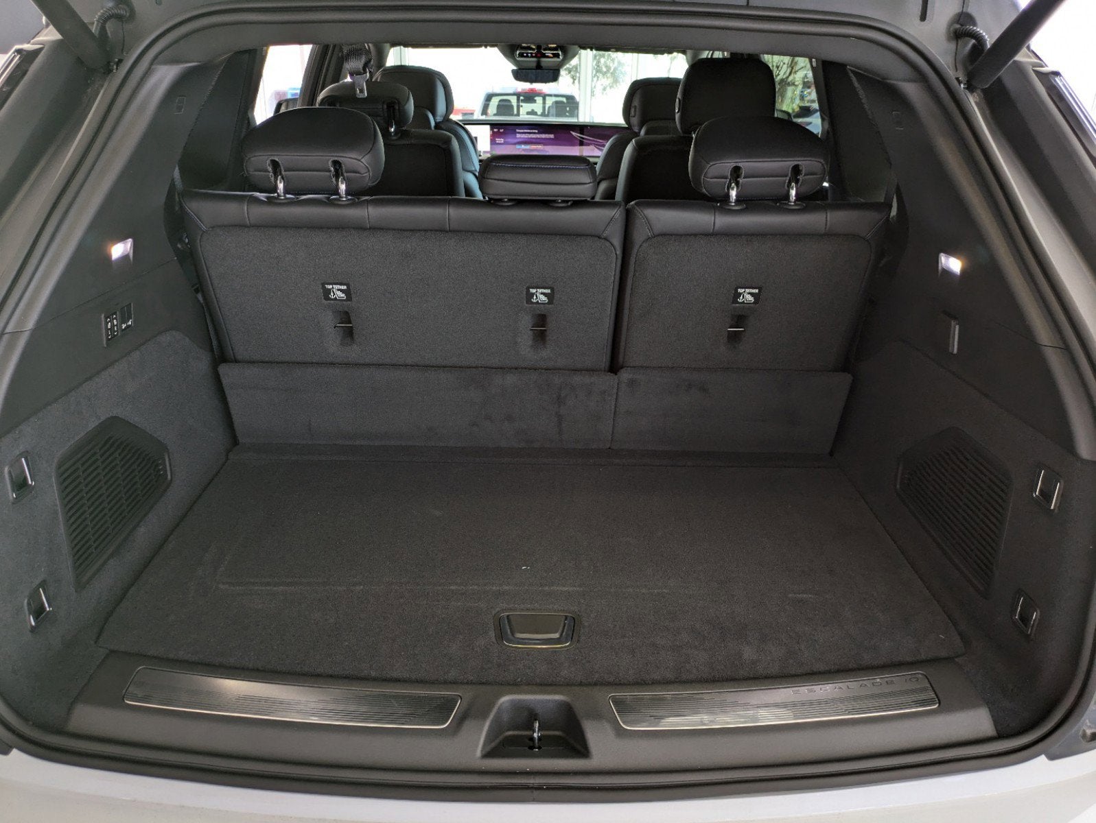 2025 Cadillac ESCALADE IQ Luxury 1