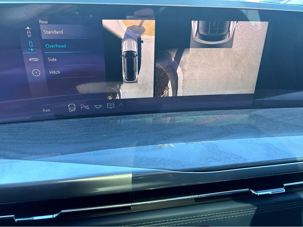 2025 Cadillac ESCALADE IQ Luxury 2