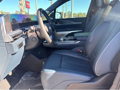 2025 Cadillac ESCALADE IQ Luxury 2