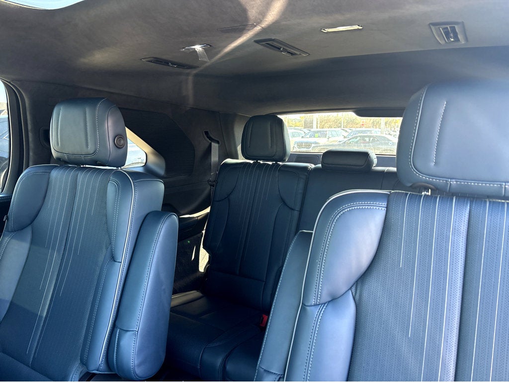 2025 Cadillac ESCALADE IQ Luxury 2