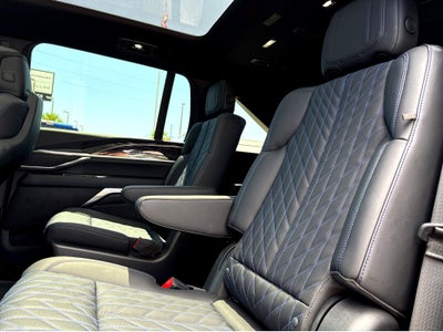 2025 Cadillac ESCALADE IQ Sport 1