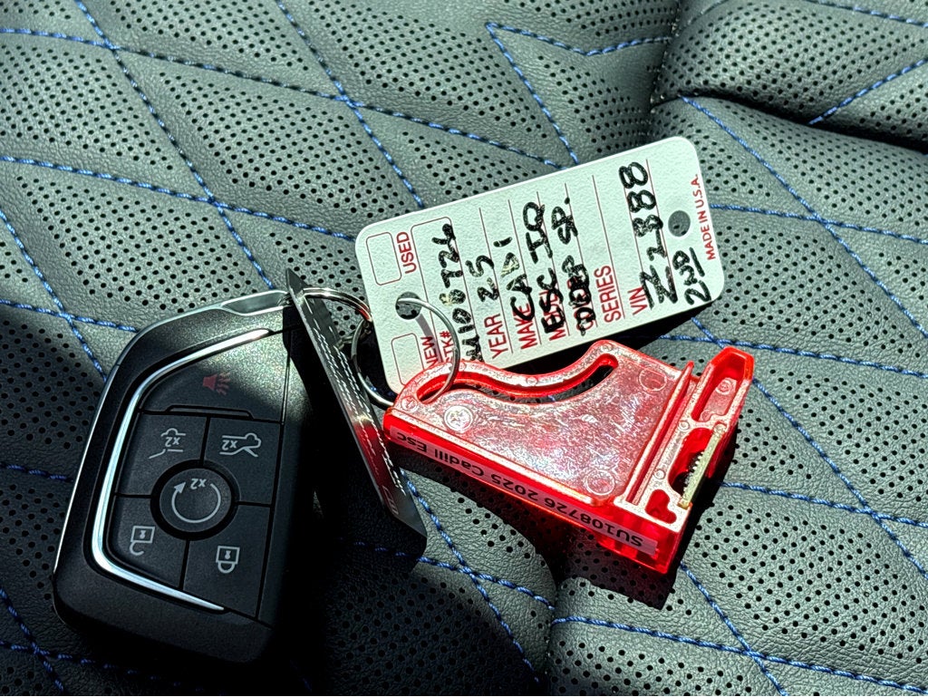 2025 Cadillac ESCALADE IQ Sport 1