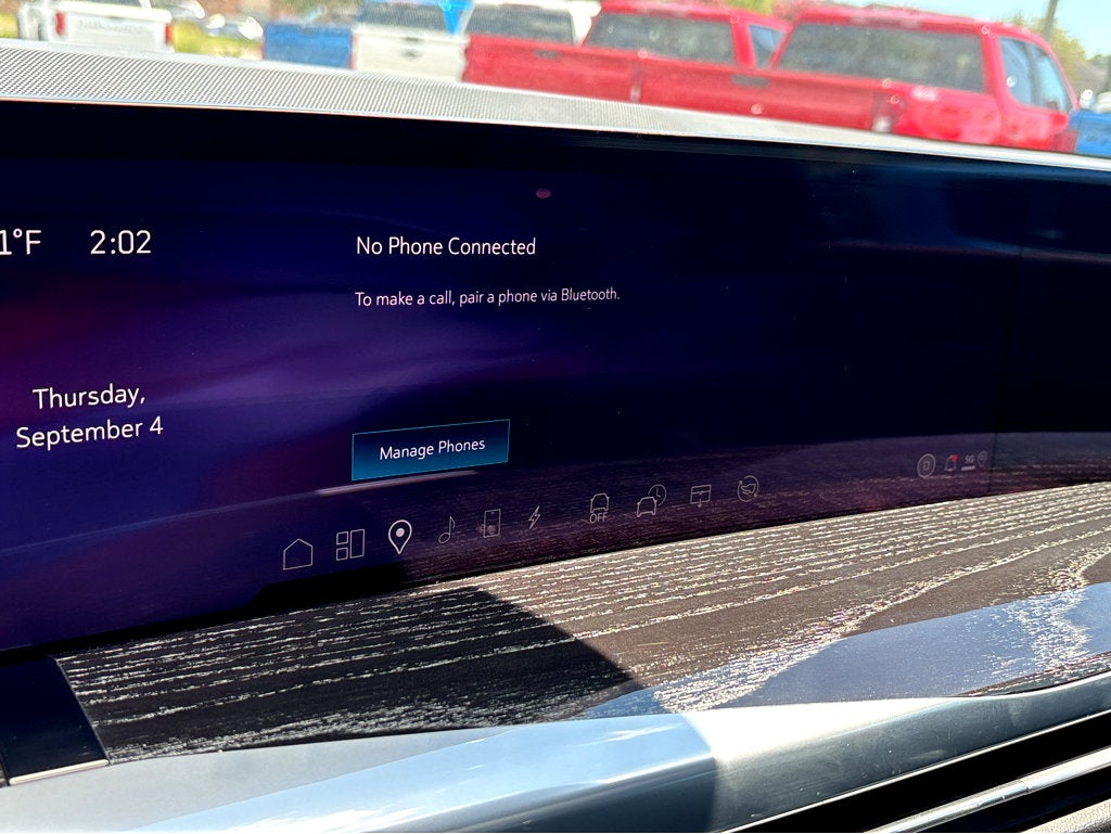 2025 Cadillac ESCALADE IQ Sport 1