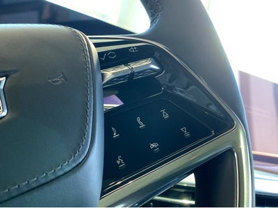 2025 Cadillac ESCALADE IQ Sport 2