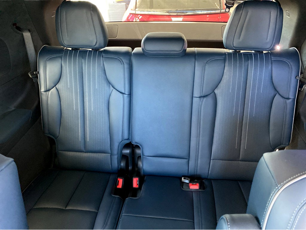 2025 Cadillac ESCALADE IQ Sport 2